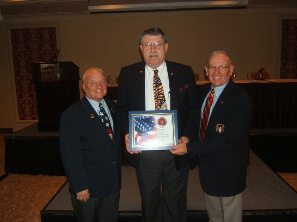 Chairman receiving "Best Large Chapter Western Region" award for 2013